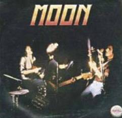Moon (ESP) : Huyendo